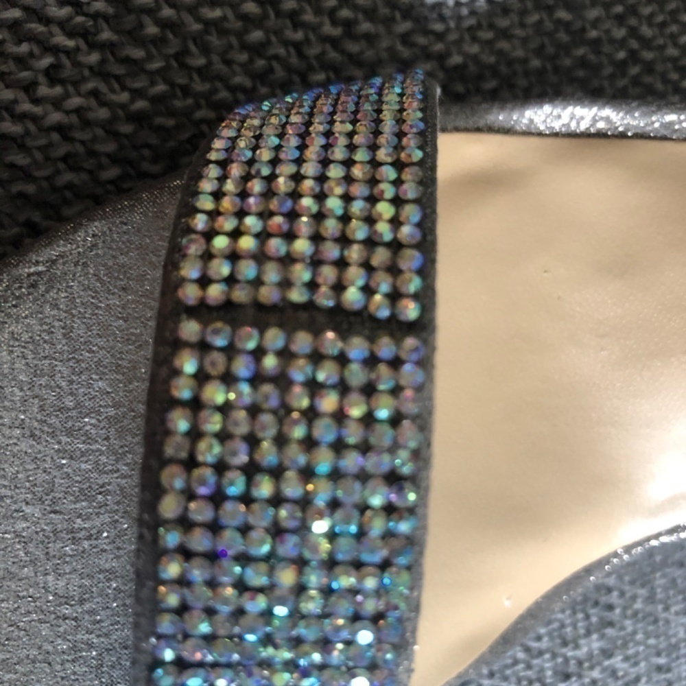 Thalia Sodi Womenโs Dress Sandals Shoes Sparkling Golden Wedding Party Heels 6.5 - Picture 7 of 17
